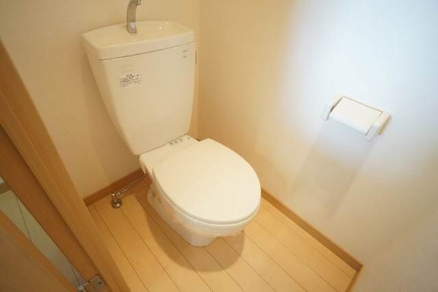 物件内観写真3　(別号室)