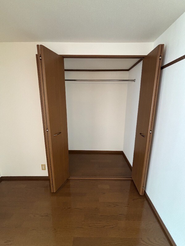 物件内観写真8　(403室　写真)