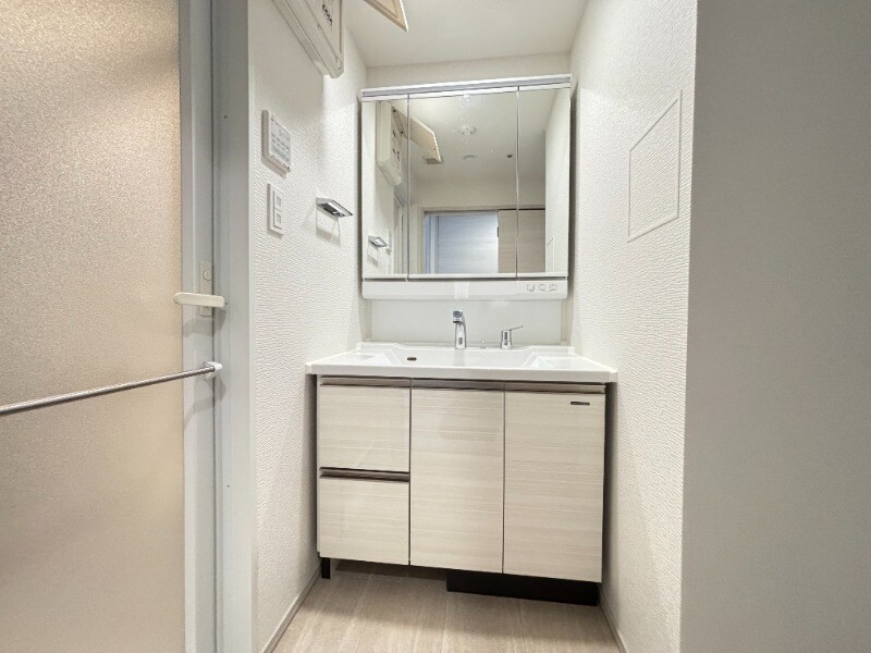 物件内観写真11　(別号室)