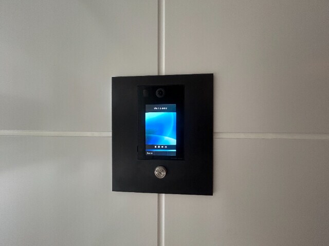 物件外観写真4　(ロビー)