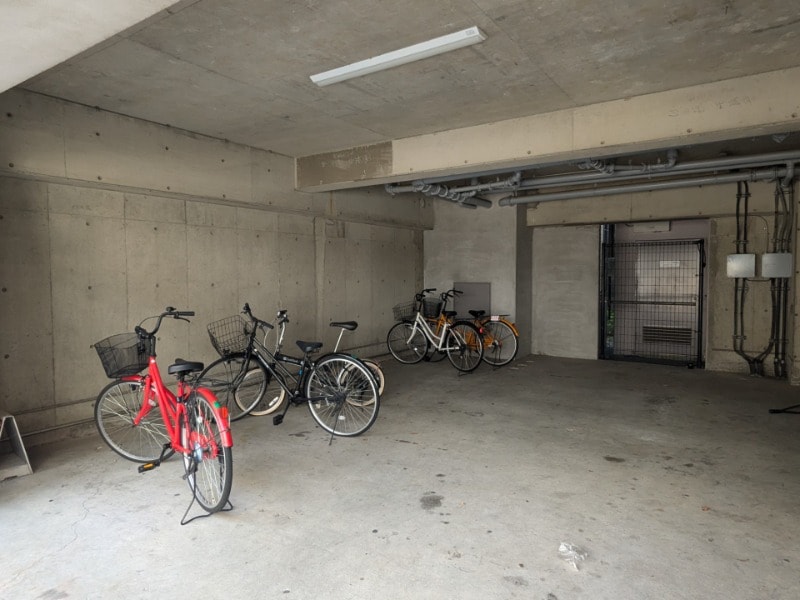 物件内観写真15　(駐輪スペース)