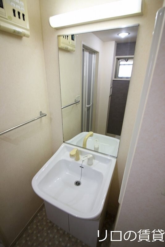 物件内観写真10　(別号室)