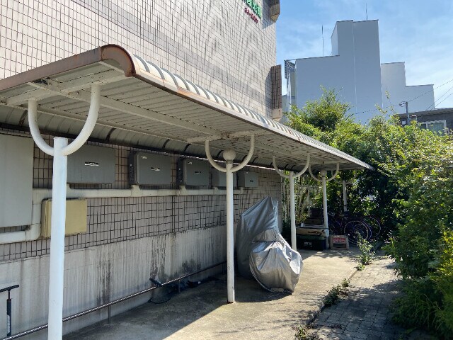 物件外観写真2　(エントランス)