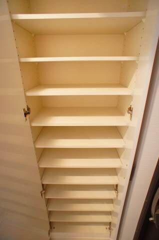 物件内観写真8　(別号室)