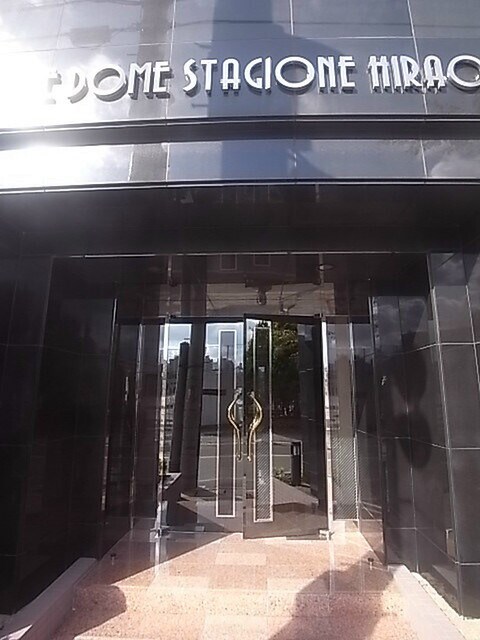 物件外観写真2　(エントランス)