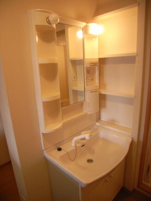 物件内観写真9　(別号室)