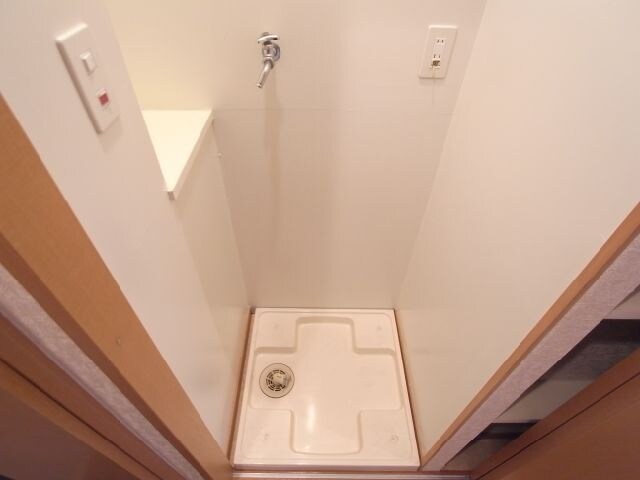 物件内観写真11　(別号室)