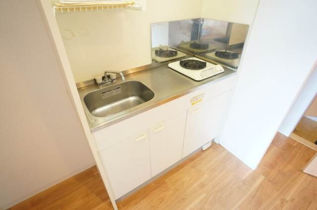 物件内観写真3　(別号室)