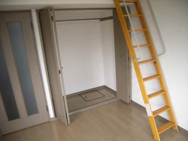 物件内観写真4　(別号室)