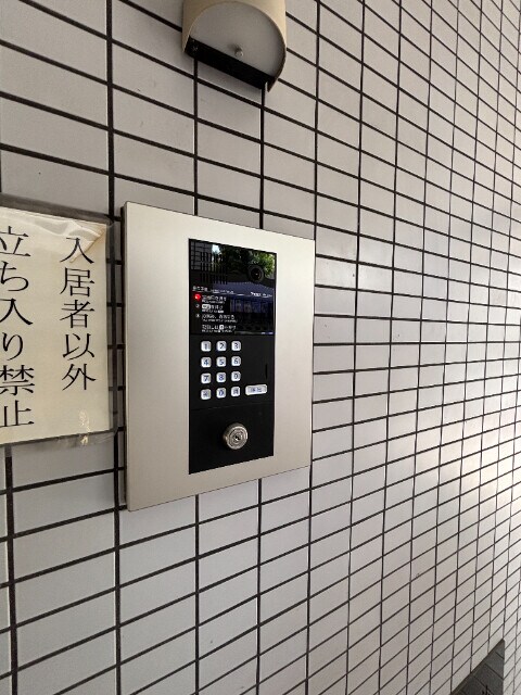 物件外観写真2　(オートロック)