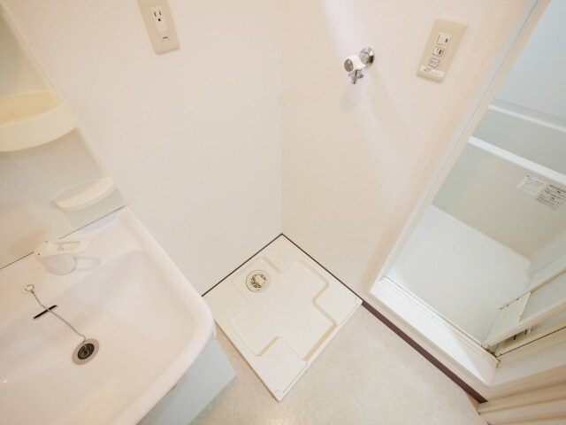 物件内観写真11　(別号室)