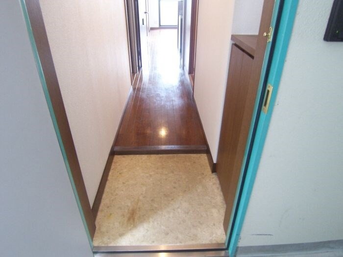 物件内観写真2　(別号室)