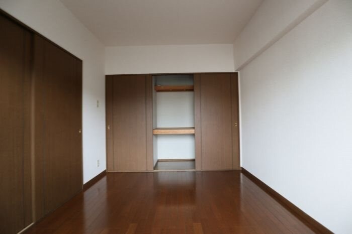 物件内観写真8　(別号室)