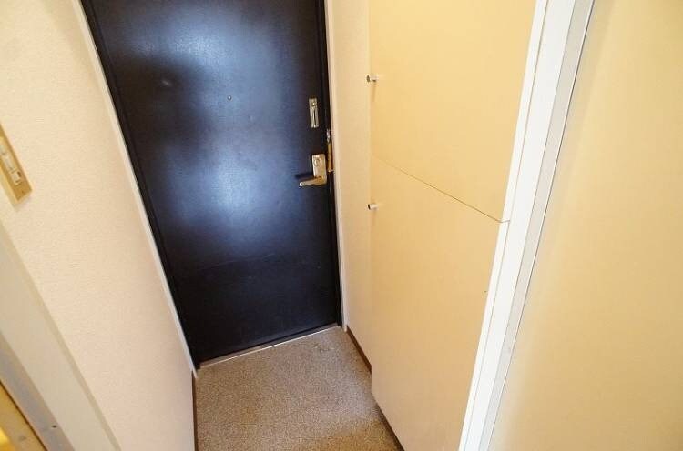 物件内観写真2　(別号室)