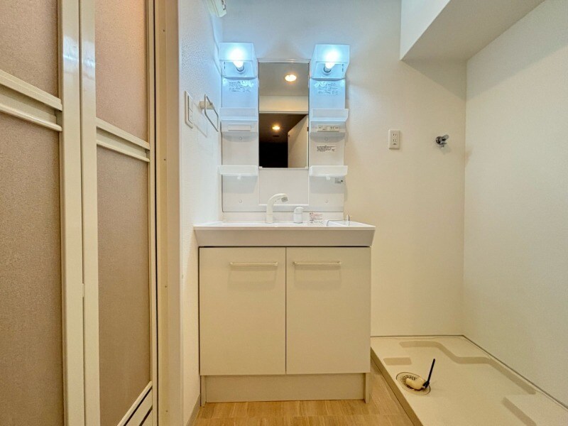 物件内観写真11　(別号室)