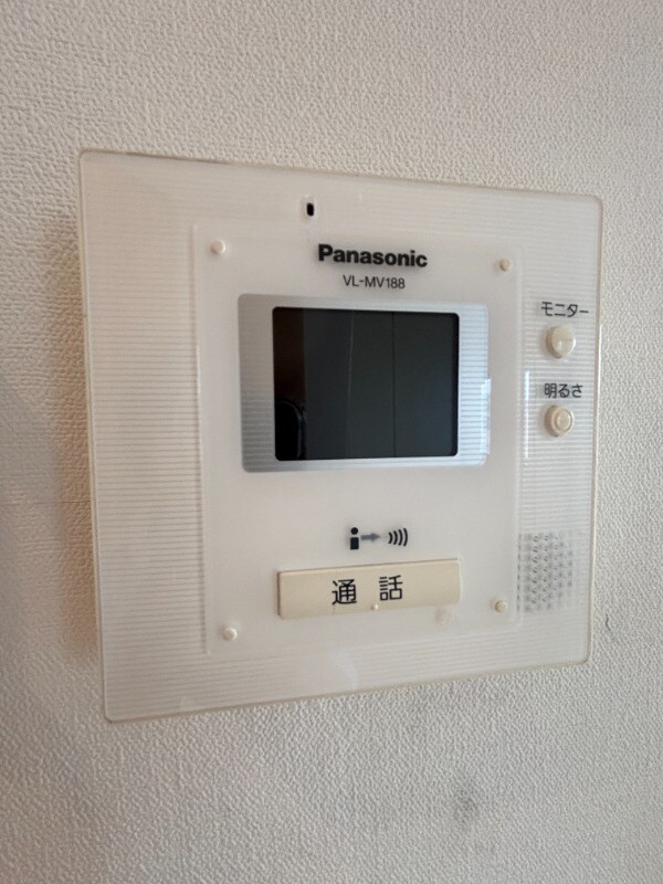 物件内観写真15　(TVモニター付きインターホン)