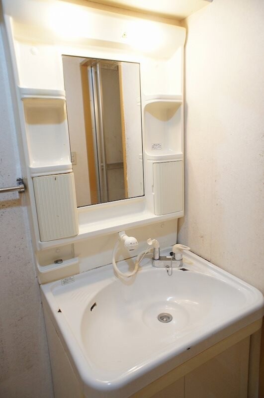 物件内観写真9　(別号室)