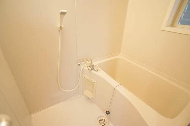 物件内観写真10　(別号室)