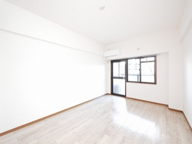 物件内観写真8　(別号室)