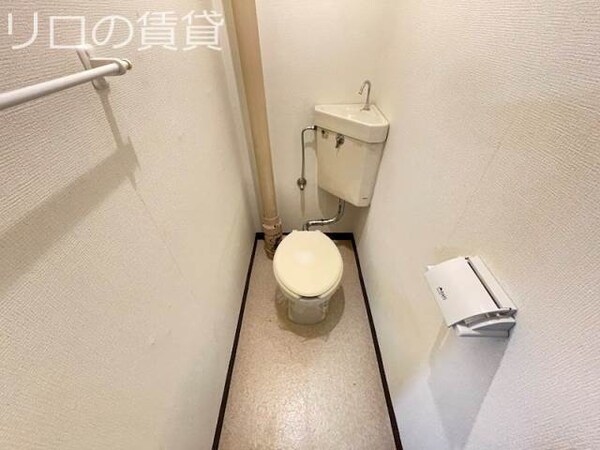 トイレ(別号室)