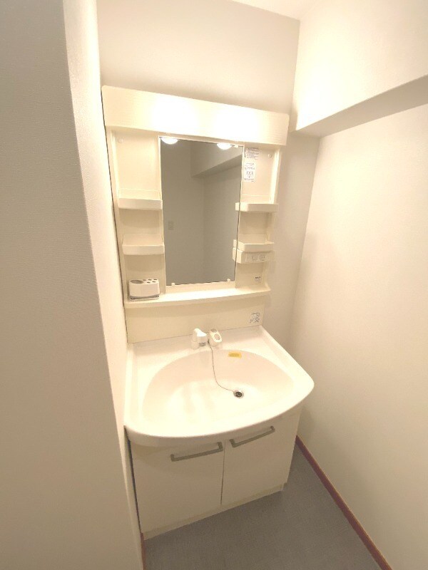 物件内観写真5　(別号室)