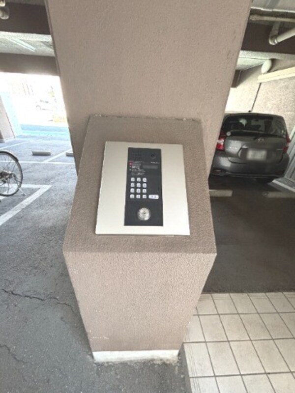 エントランス(オートロック)