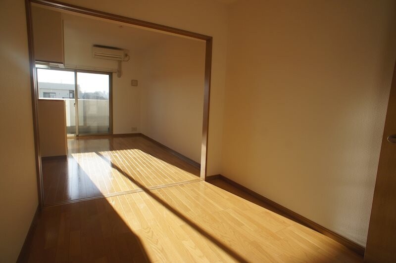 物件内観写真7　(別号室)