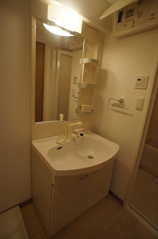 物件内観写真11　(別号室)