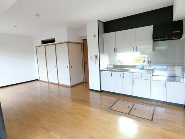 居室・リビング(別号室)