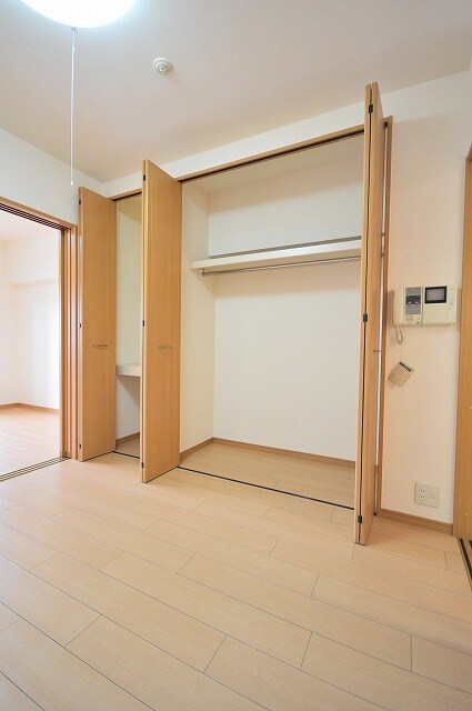 物件内観写真3　(別号室)