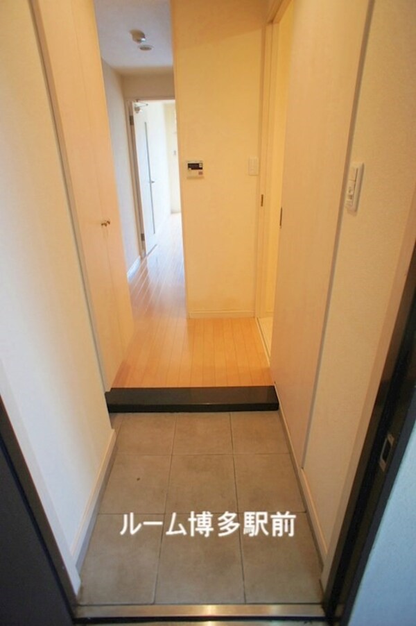玄関(別号室イメージ)