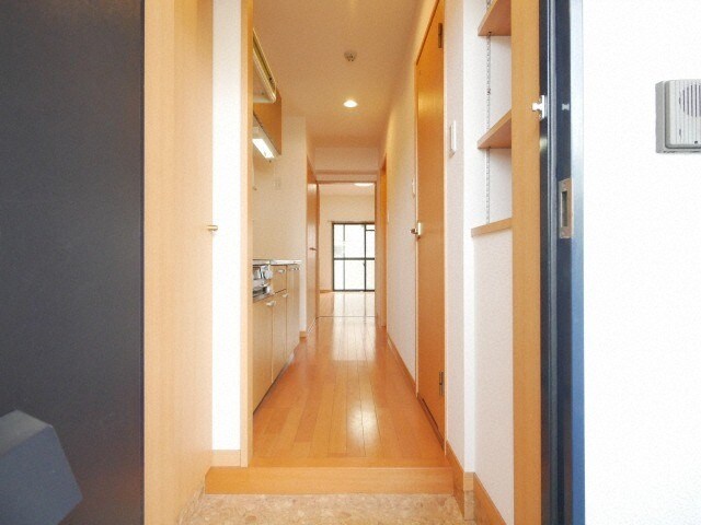 物件内観写真2　(別号室)