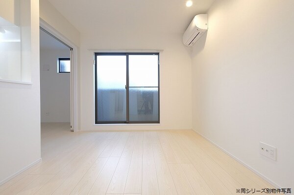 居室・リビング(同型イメージ)