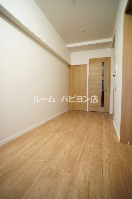 物件内観写真3　(別号室)