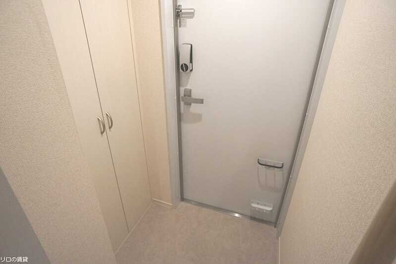 物件内観写真2　(別号室)