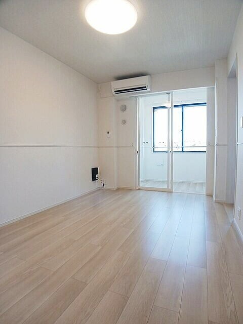 物件内観写真3　(同型タイプ)