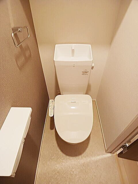 物件内観写真10　(同型タイプ)