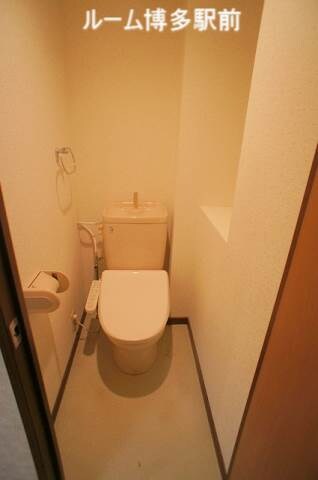 物件内観写真10　(別号室)