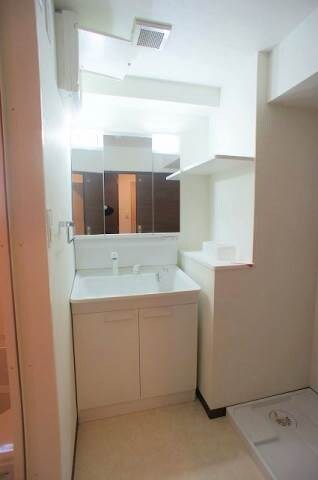 物件内観写真4　(別号室)