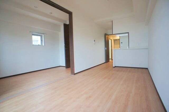 物件内観写真5　(別号室)