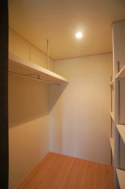 物件内観写真10　(別号室)