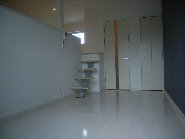 物件内観写真8　(別号室)