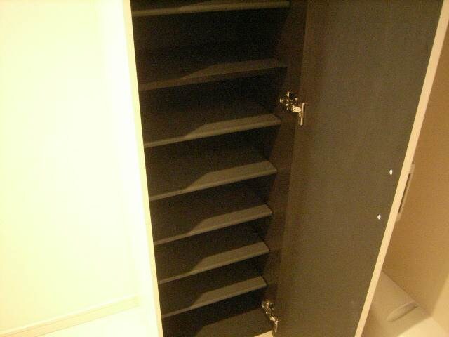 物件内観写真14　(別号室)