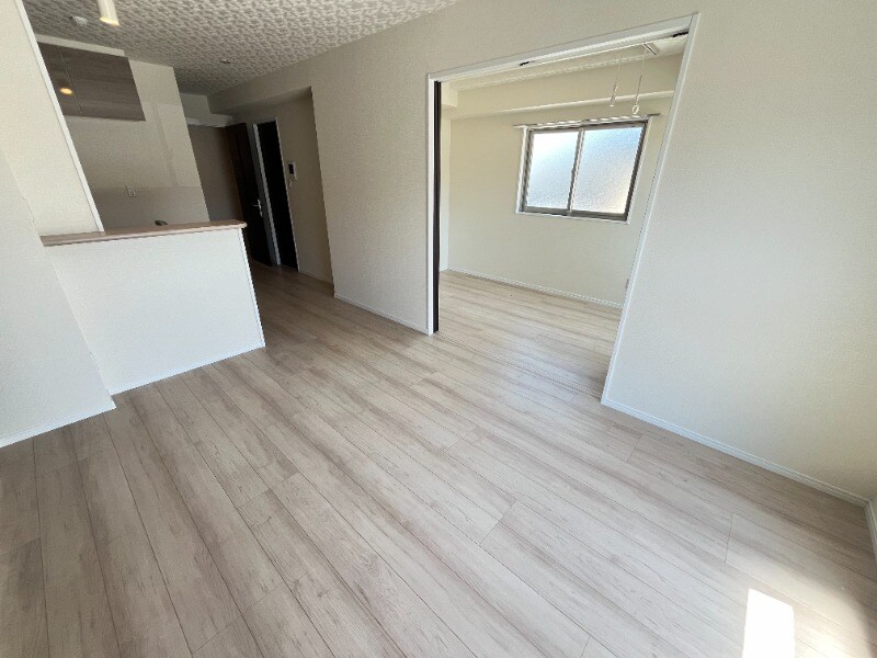 物件内観写真3　(別号室)