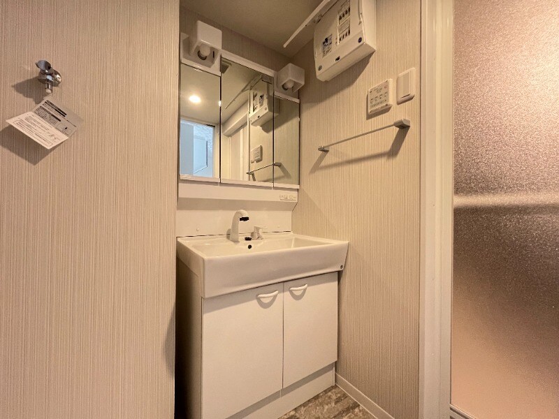 物件内観写真9　(別号室)