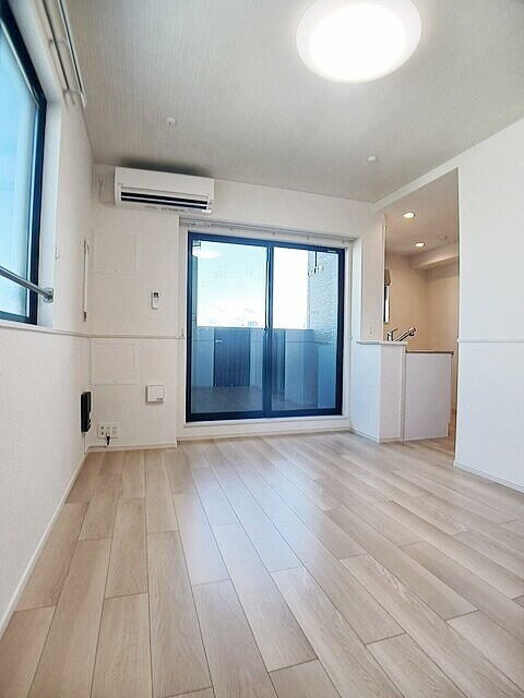 物件内観写真3　(同型タイプ)