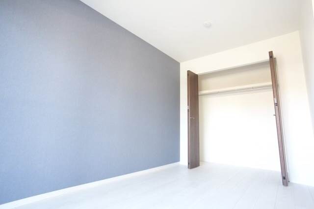 物件外観写真3　(同型イメージ)