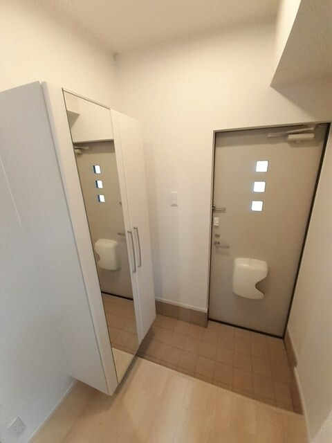 物件内観写真2　(同型タイプ)