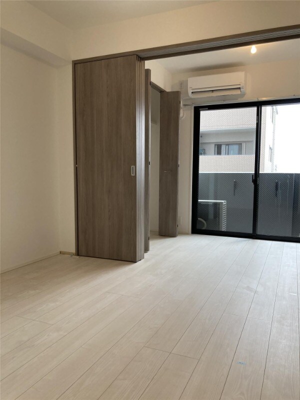 居室・リビング(同型参照)