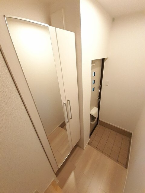 物件内観写真2　(同型タイプ)